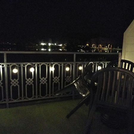Appartement Au Calme Face Au Lac Marciac Bagian luar foto