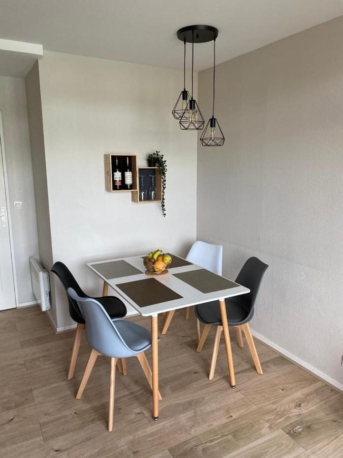 Appartement Au Calme Face Au Lac Marciac Bagian luar foto